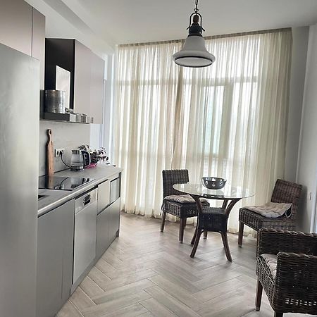 Tamuna'S Cozy Apartment Batumi Exterior photo
