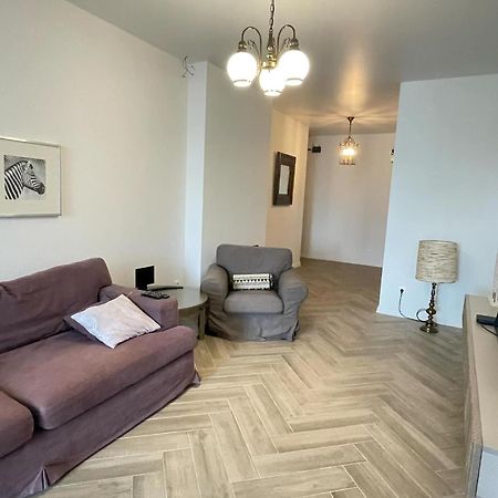 Tamuna'S Cozy Apartment Batumi Exterior photo