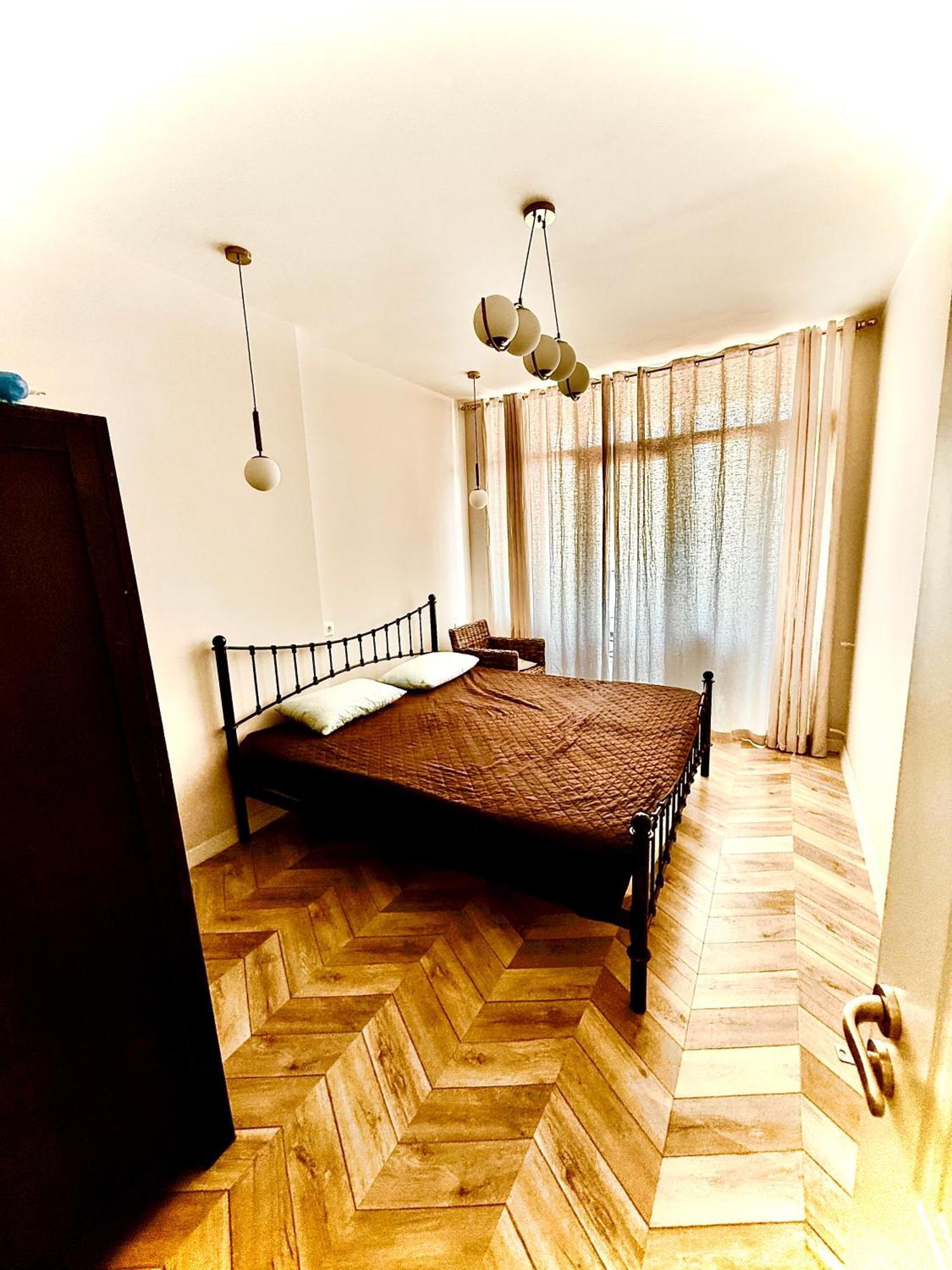 Tamuna'S Cozy Apartment Batumi Exterior photo
